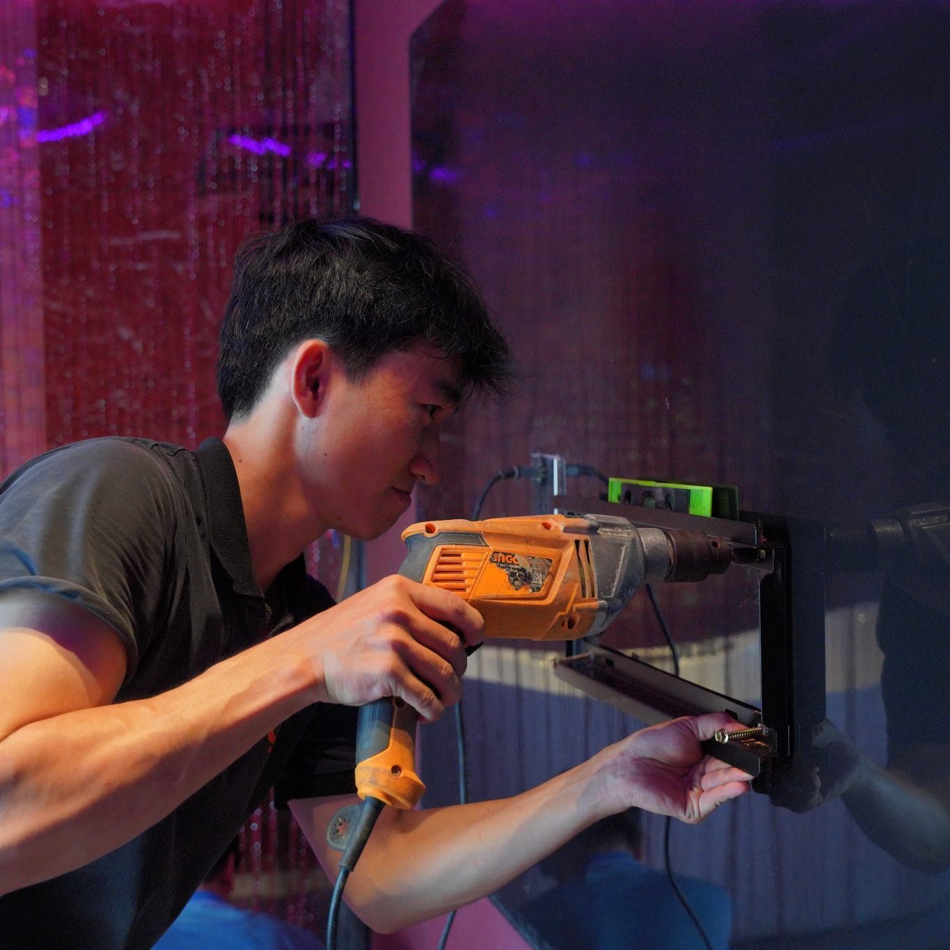 Giá treo TV Khang Thịnh 32-43 inch KT32